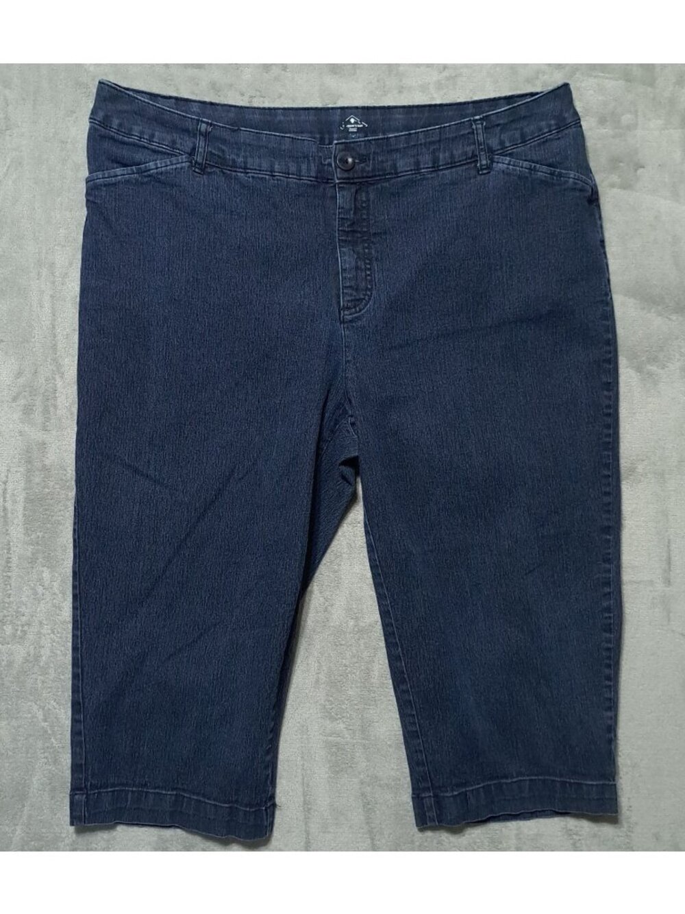 St Johns Bay 18W Capri Pants Blue Denim Dark Wash Cotton Blend Casual